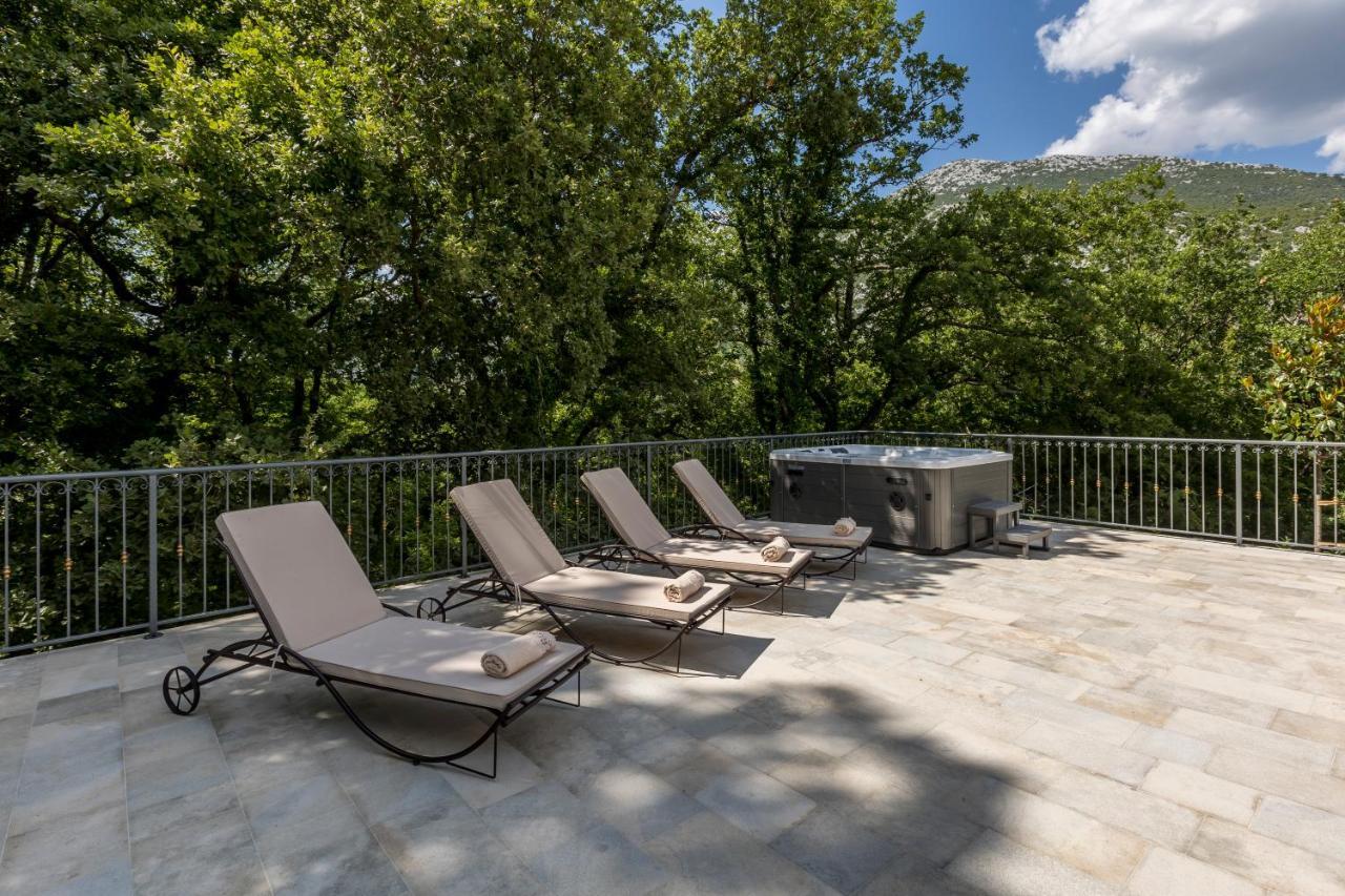 Villa Grey Stone Gata 외부 사진